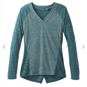 PrAna Green Jinny top 2 tone green strip v neck small pullover split back raglan
